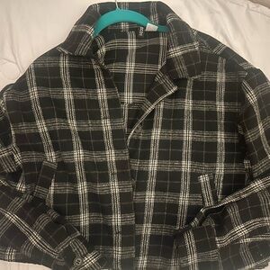 Cropped plaid jacket!